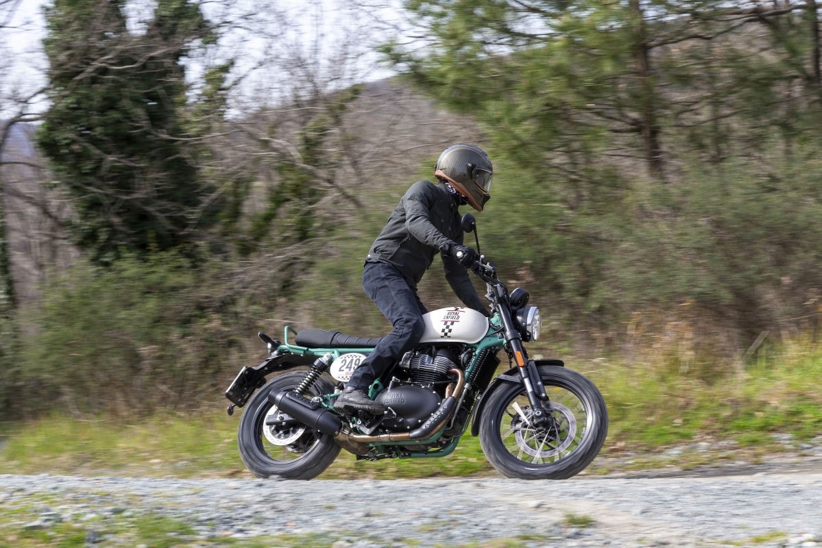Royal Enfield Bear 650, la scrambler con 48 CV e un prezzo da urlo (ed è fatta dannatamente bene) +VIDEO+